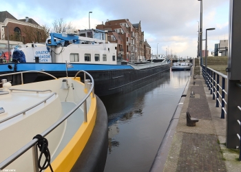 Bas 166